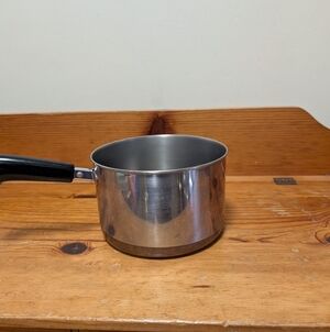 Vintage Revere Ware Copper Bottom Saucepan – 1 Qt – AS-IS